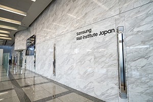 サムネイル ロビー